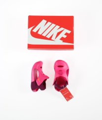 Malinovočernicové sandálky (EUR 23,5, stélka 13 cm) NIKE