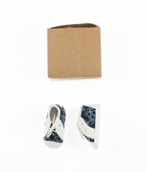 Modré capáčky v krabiččce NEW BABY