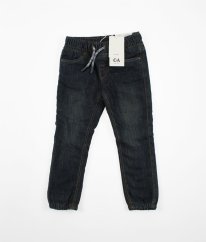 Tmavomodré rifle zateplené fleecom C&A