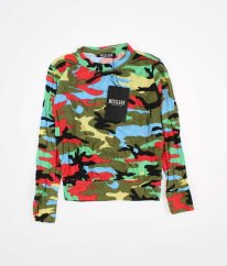 Barevné maskáčové triko MISS LOOK