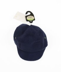 Tmavě modrá fleecová kšiltovka MARKS & SPENCER