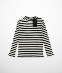 Bíločerný žebrovaný rolák se tříbrnou nití C&A