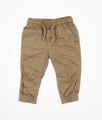 Hnědé plátěné kalhoty