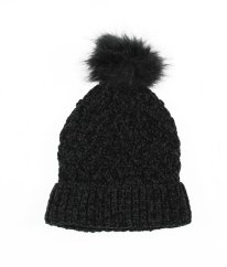 Černá čepice s stříbrnou nití