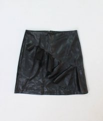 Černá koženková sukně RIVER ISLAND