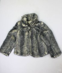 Béžovočerný kožúšok MARKS & SPENCER
