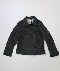 Černý riflový pevný krátký kabátek