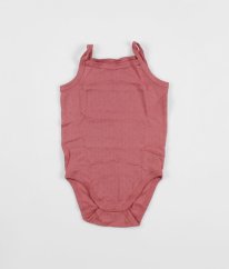 Tmavě růžové body C&A
