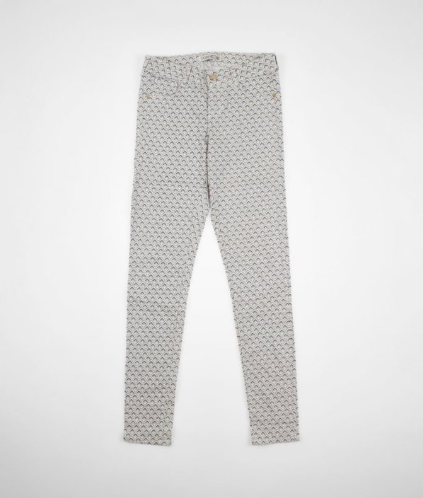 Biele skinny rifle so vzorom OKAIDI