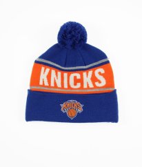 Modrá čepice s bambulí