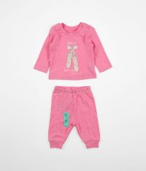 Růžové triko a tepláčky PRIMARK