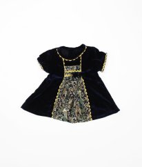 Tmavě modré sametové šaty