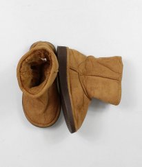 Hnědé semišové boty s kožíškem (EUR 29)