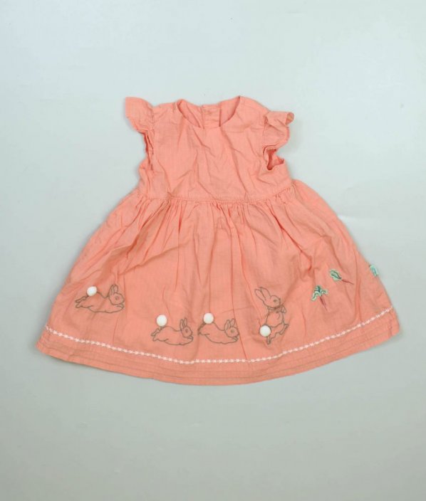 Meruňkové šaty s vyšívkou MARKS & SPENCER