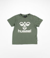 Zelené tričko s nápisem HUMMEL