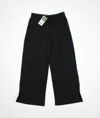 Černé silnější tepláky C&A