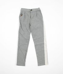 Šedé kalhoty s bílými lemy DEFACTO