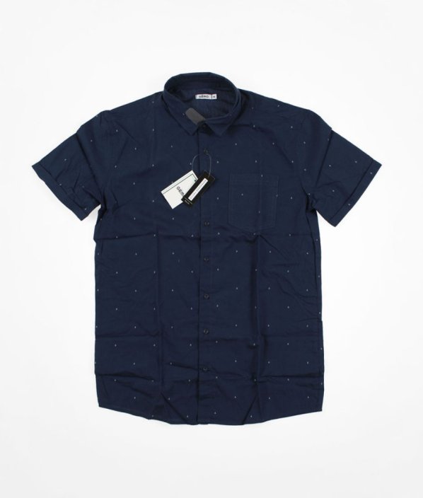 Tmavě modrá košile s jemným vánočním vzorem (107-176) GEMO